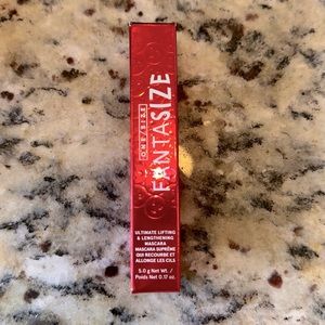 ONE/SIZE FANTASIZE Mascara by Patrick Star mini